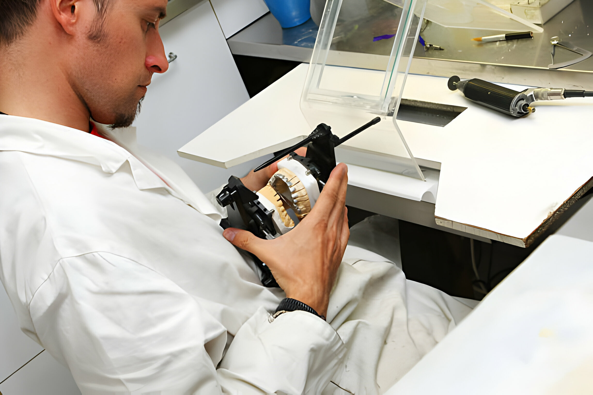 Understanding The Stages Of Orthodontic Treatment_FI